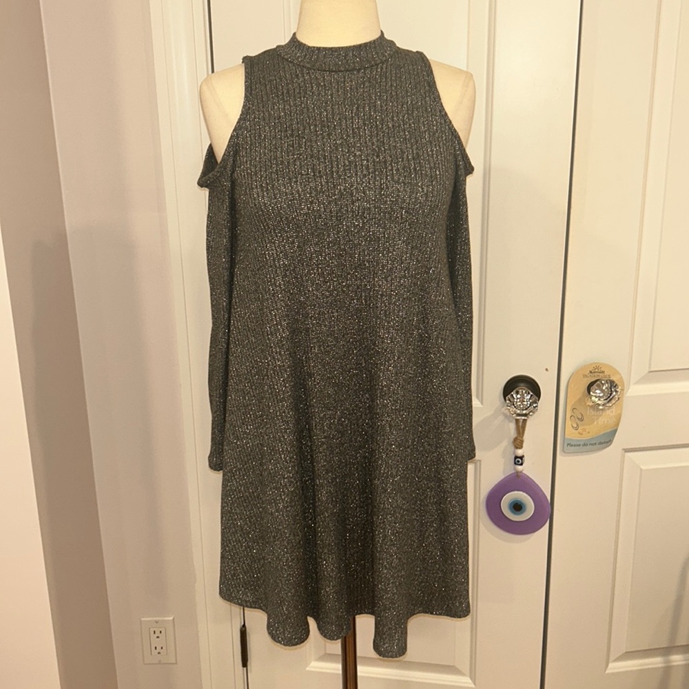 Brand New! Aqua by Bloomingdales dress in perfect condition